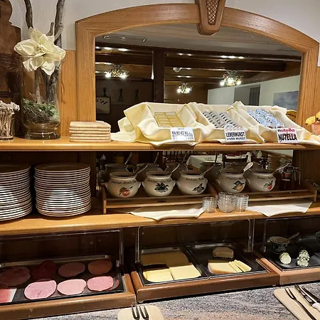 Oda ve Kahvaltı Garni Martina